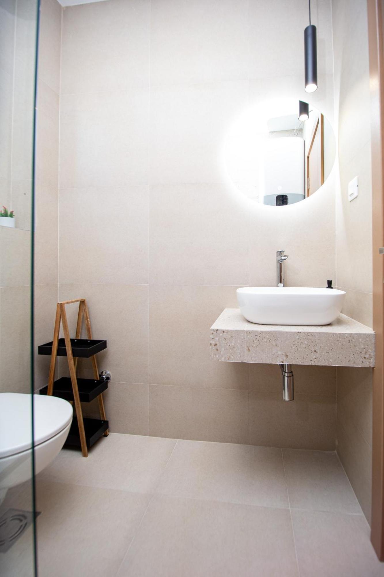 Apartments Sirena - Modern Stay With Free Parking Будва Екстер'єр фото
