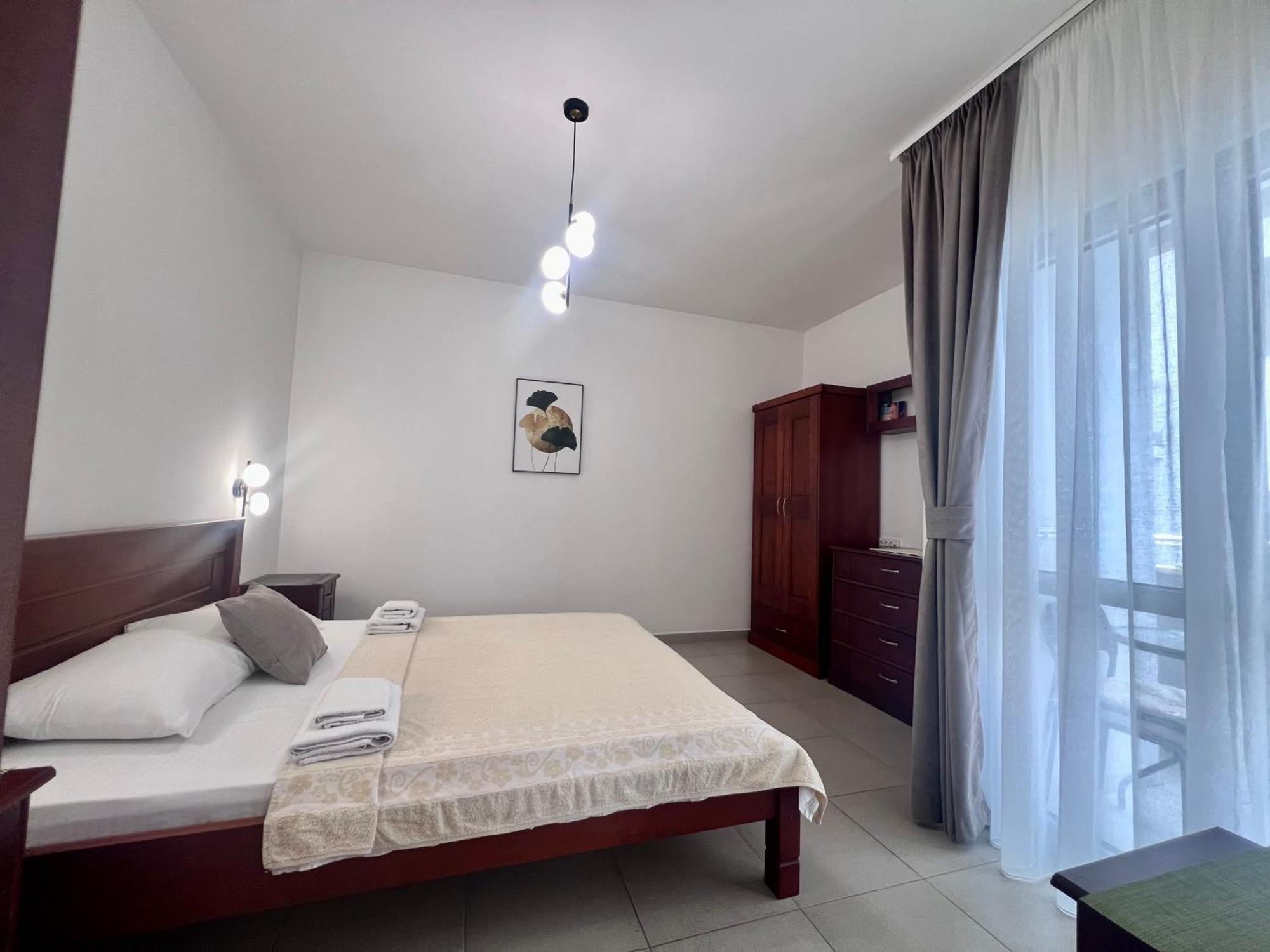 Apartments Sirena - Modern Stay With Free Parking Будва Номер фото