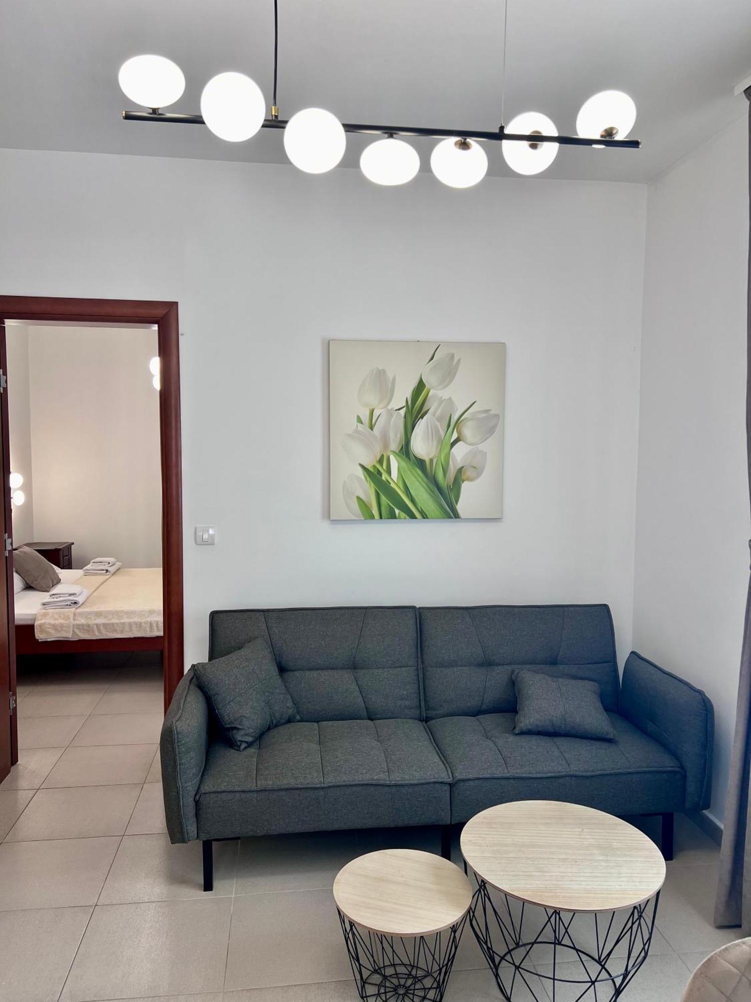 Apartments Sirena - Modern Stay With Free Parking Будва Екстер'єр фото